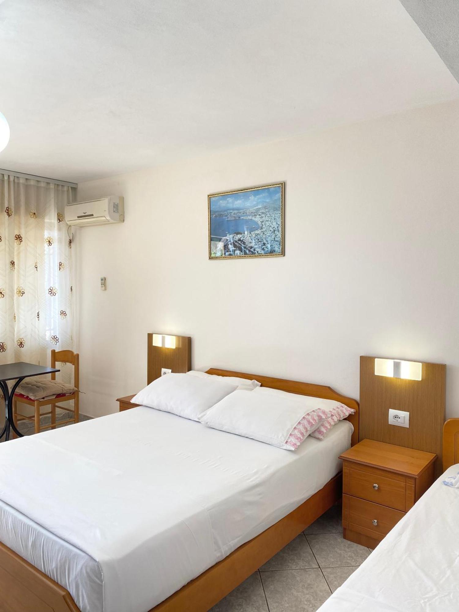 Vila Yasmin 38 Sarande Bagian luar foto