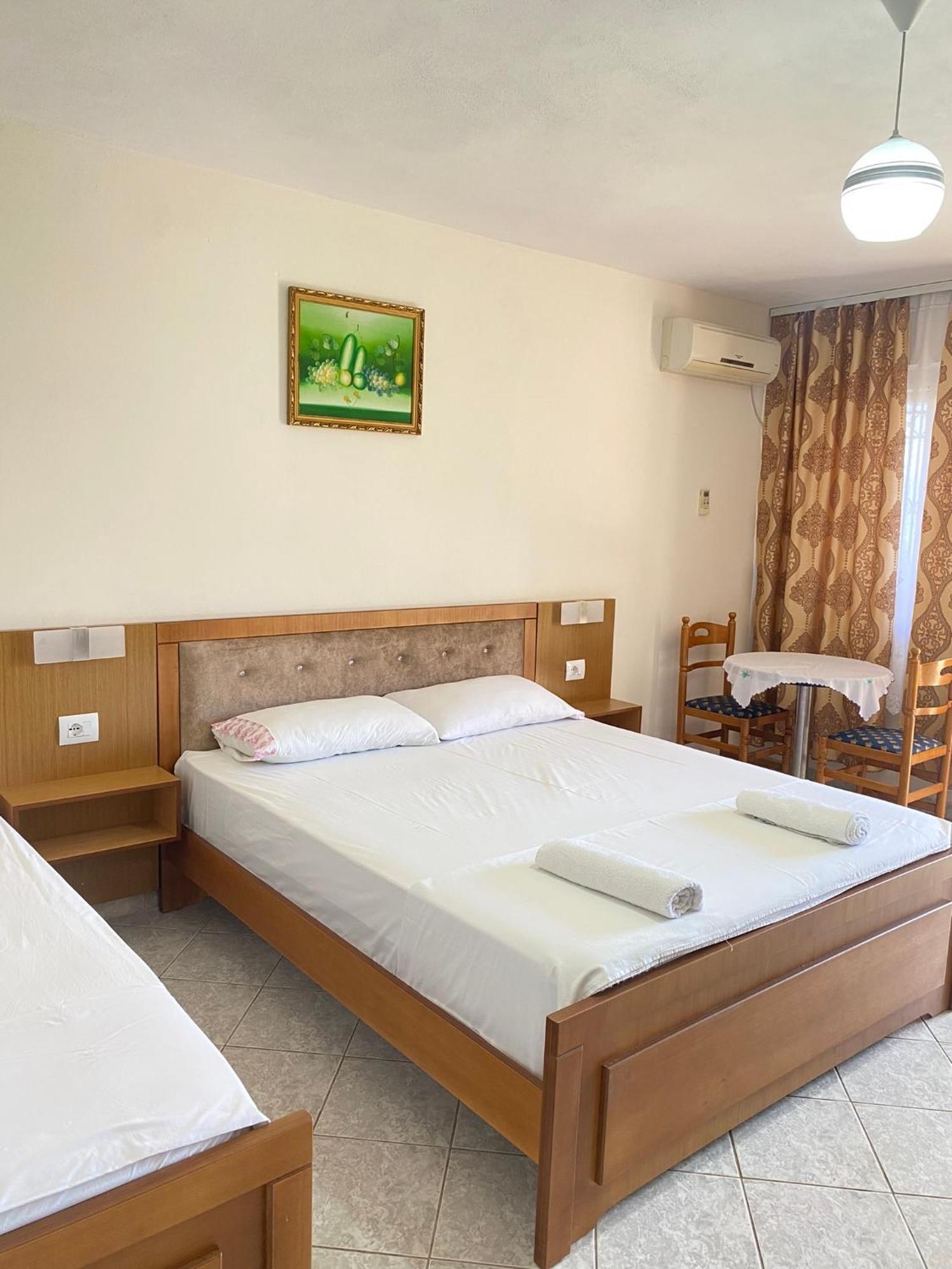 Vila Yasmin 38 Sarande Bagian luar foto