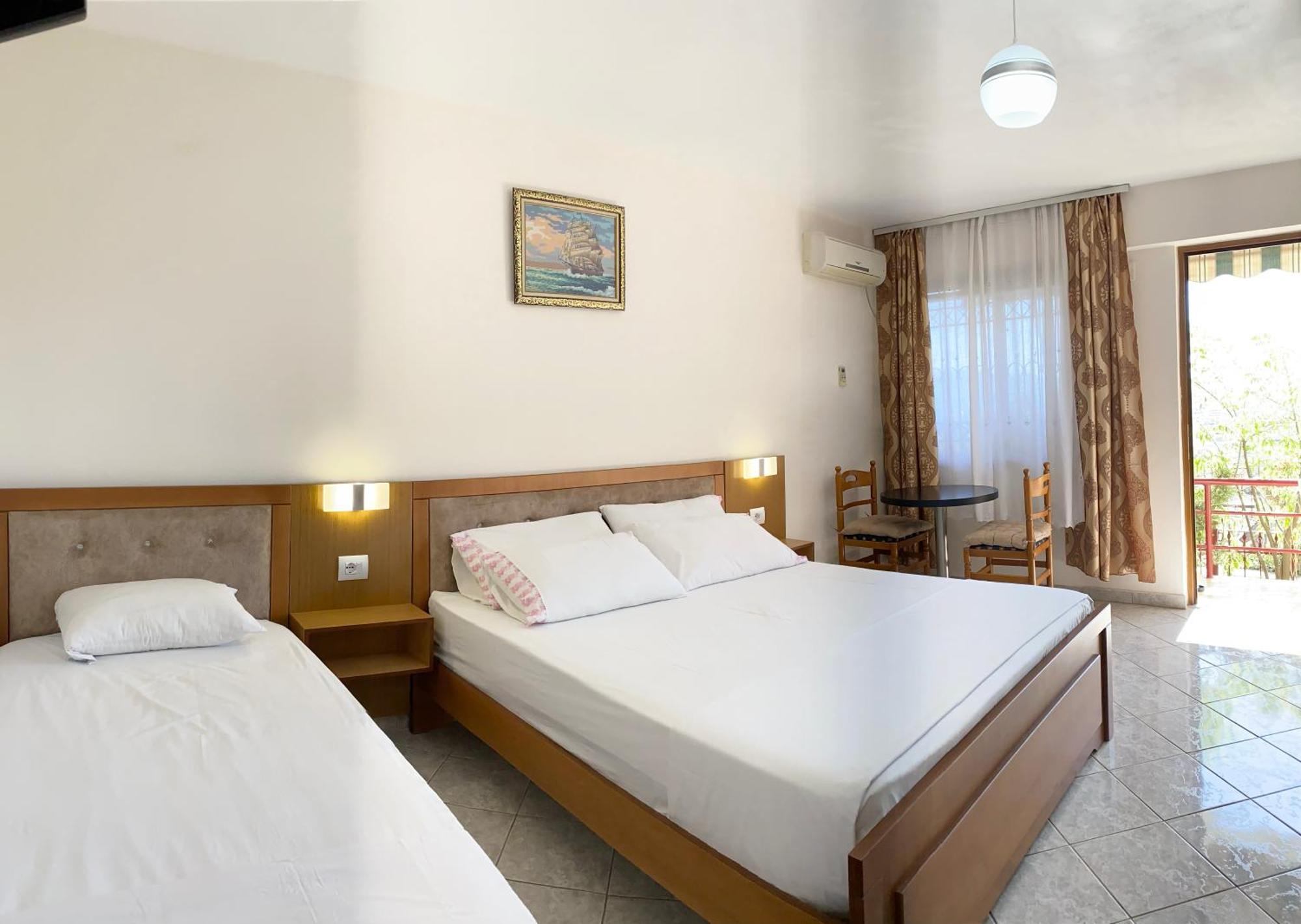 Vila Yasmin 38 Sarande Bagian luar foto