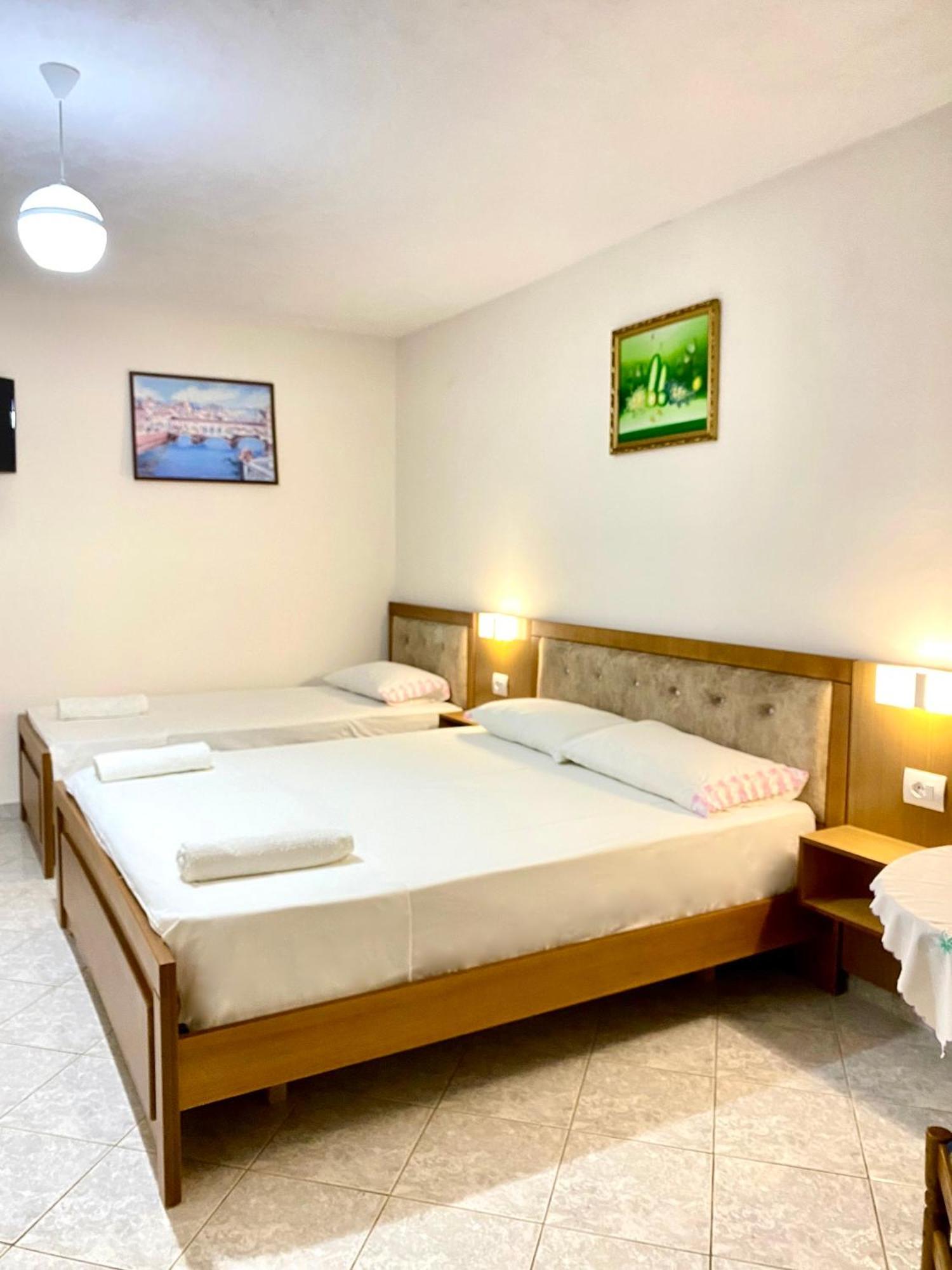 Vila Yasmin 38 Sarande Bagian luar foto