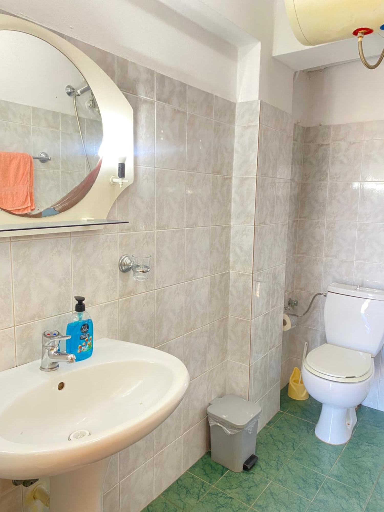 Vila Yasmin 38 Sarande Bagian luar foto