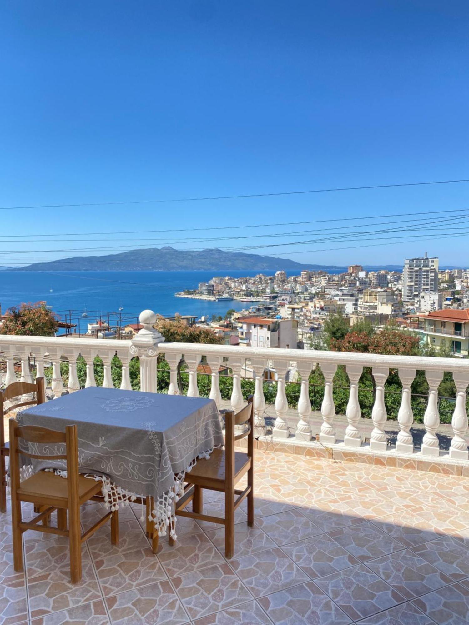 Vila Yasmin 38 Sarande Bagian luar foto